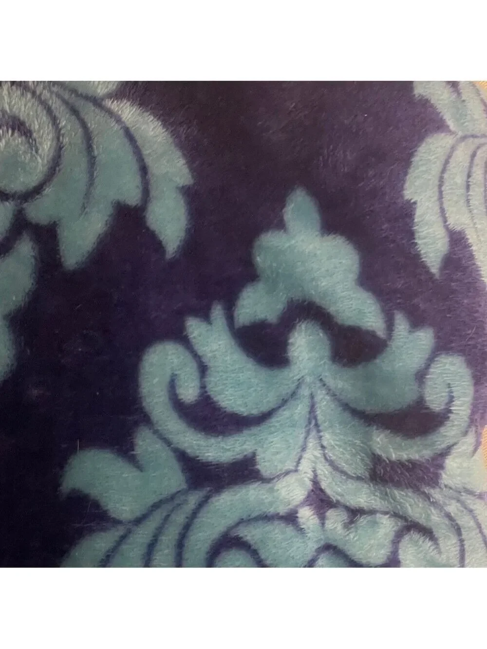 Luxurious Blue Patterned So Soft throw